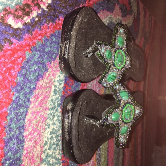 Sandals - Picture 3 of 3